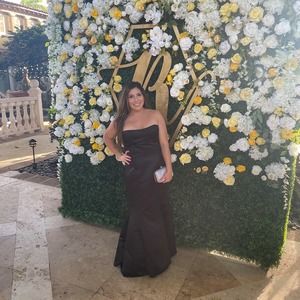 Meet your Posher, Stacy